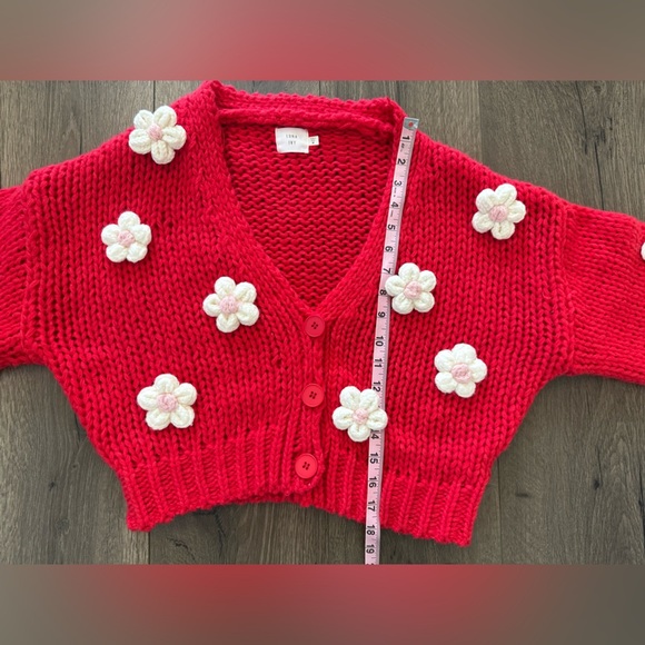 Luna Ivy Chunk Knit Red Floral Cardigan Sweater Size Medium - Picture 10 of 11
